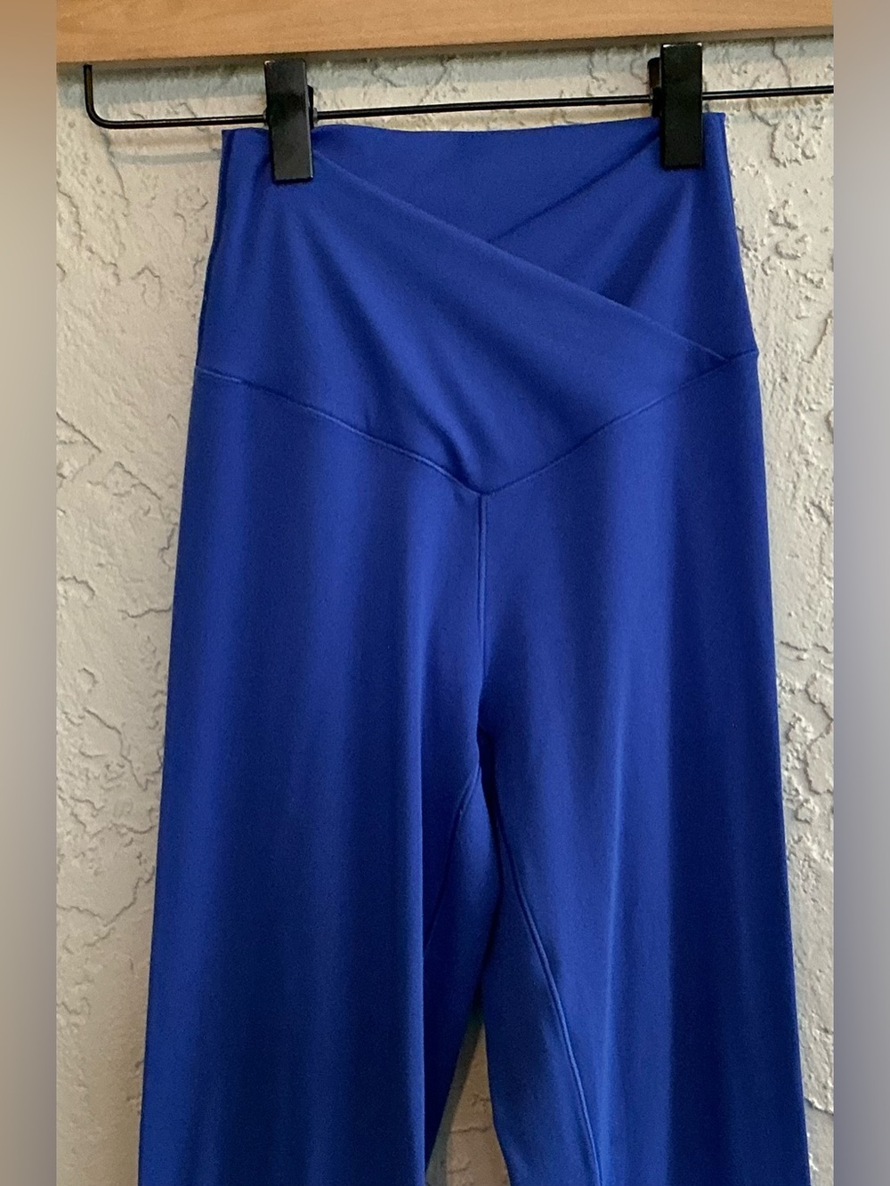Aerie Blue Hi-Rise Flare Leggings - Picture 3 of 9